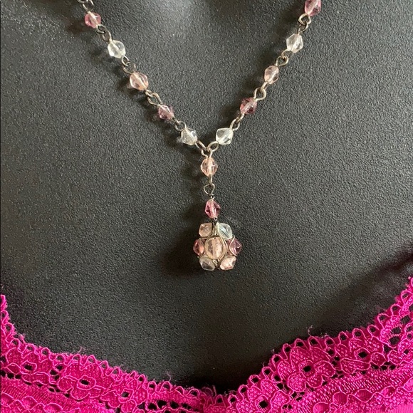 Necklace light pink see through beaded in chain - Picture 2 of 12